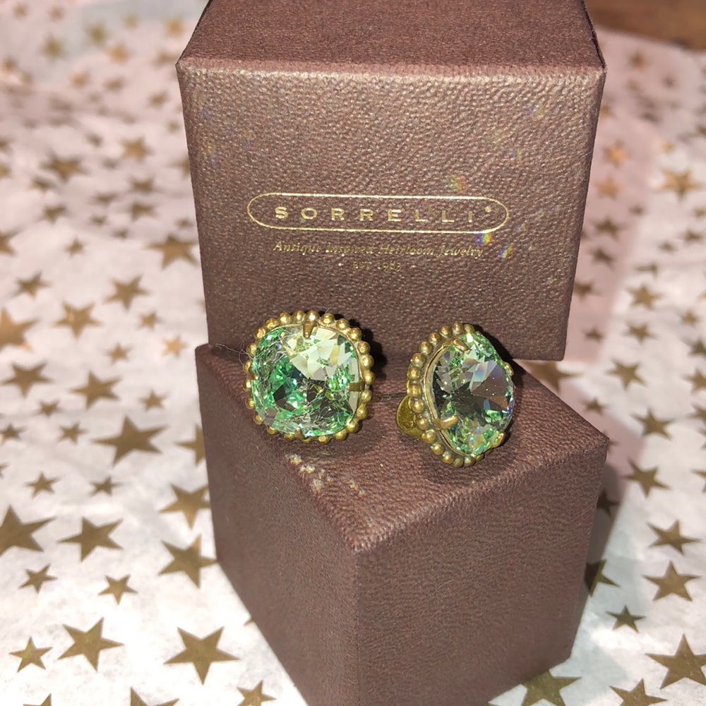 Sorrelli stud earrings